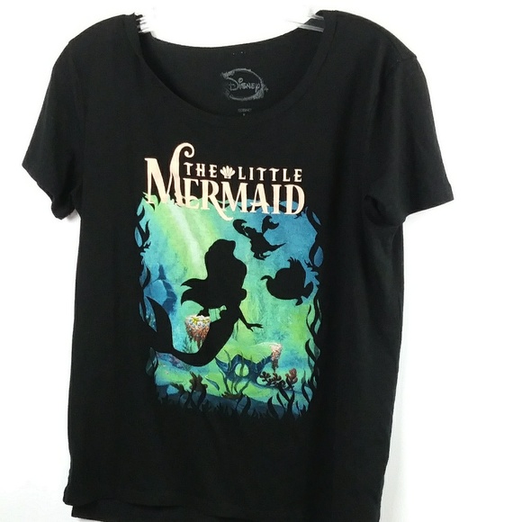 Disney Tops - 5 for $25 Walt Disney Large The Little Mermaid